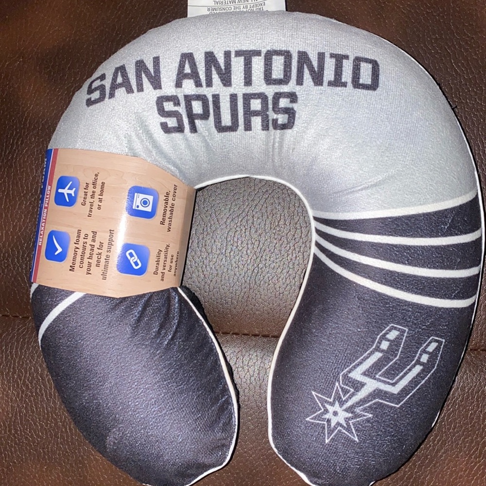 NBA San Antonio Spurs Memory Foam Neck Pillow